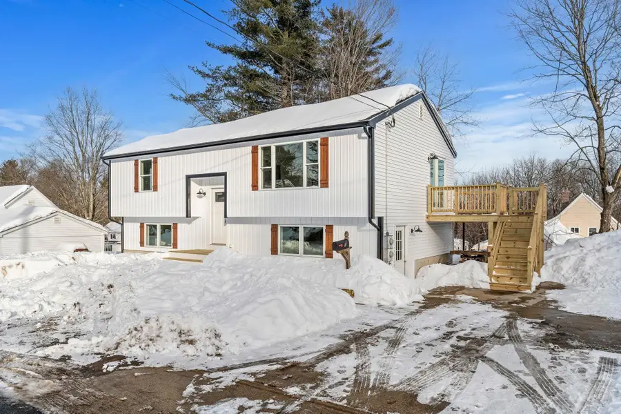 40 Hillside Avenue, Derry, NH 03038 - Image #2