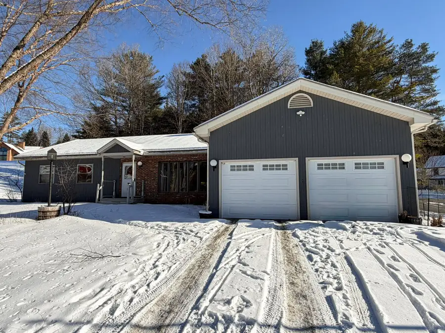 394 Farmer Drive, Saint Johnsbury, VT 05819 - Image #2