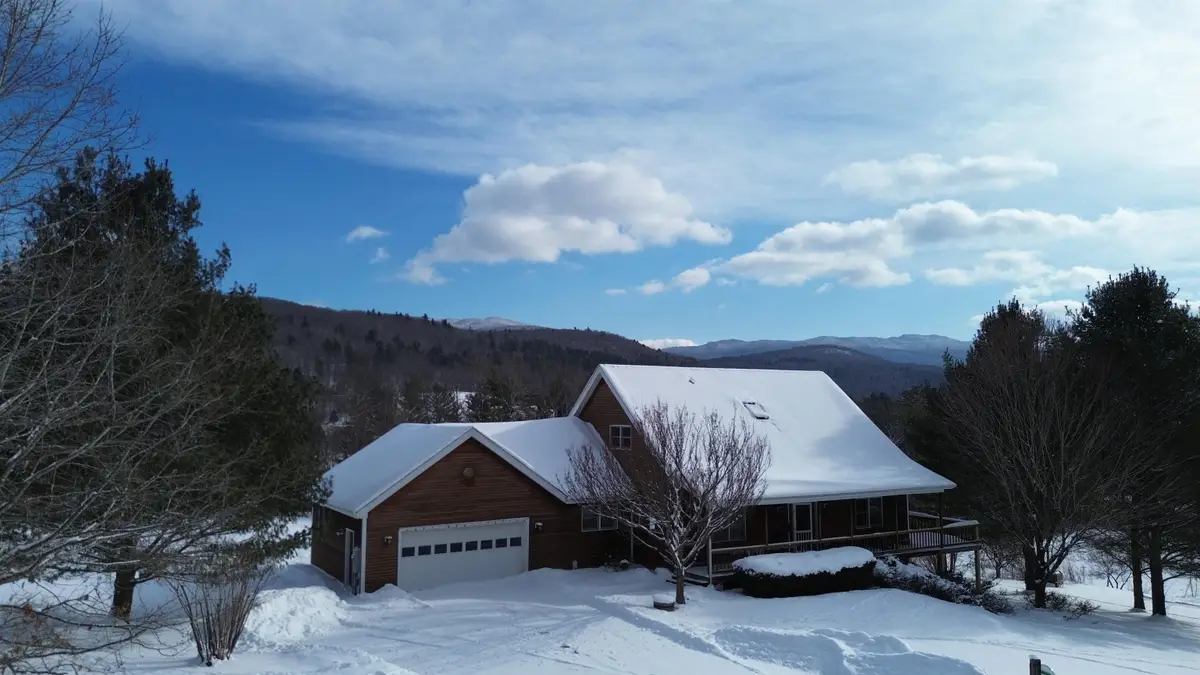342 Sunrise Drive, Huntington, VT 05462 - Image #1