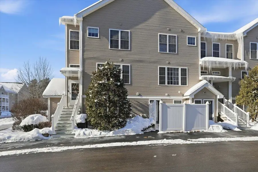 1 Maple Ridge Drive #202, Merrimack, NH 03054 - Image #2