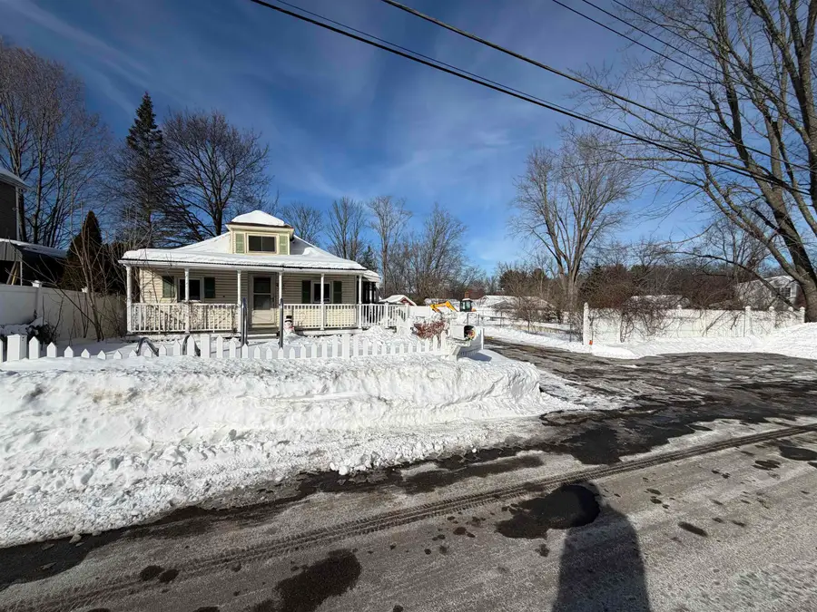 38 Bell Street, Nashua, NH 03064 - Image #2