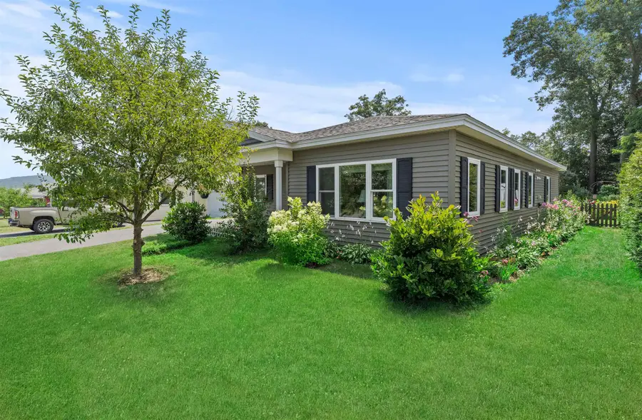 139 Buttonwood Drive, Brattleboro, VT 05301 - Image #2