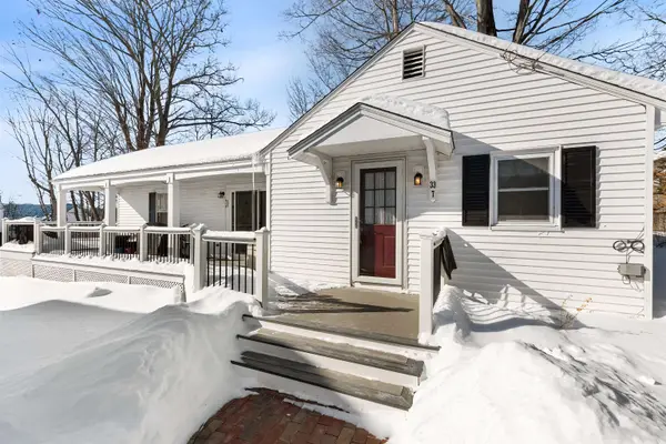 33 Endicott Street #7, Wolfeboro, NH 03894