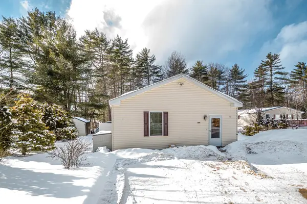 15 Lighthouse Lane, Conway, NH 03860