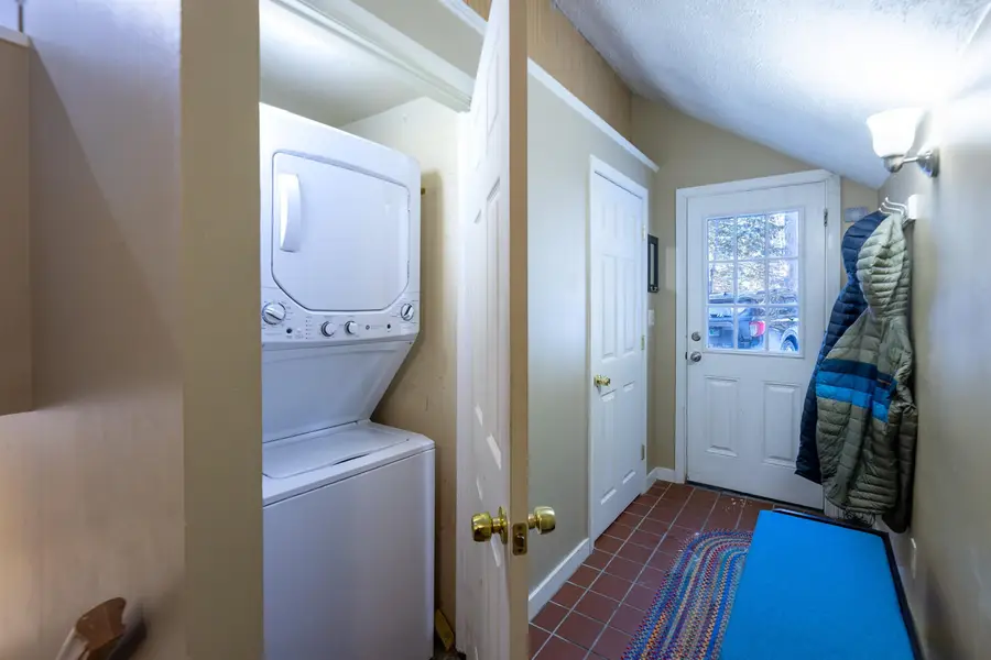 107 Jay Hill Road, Hartford, VT 05059 - Image #3