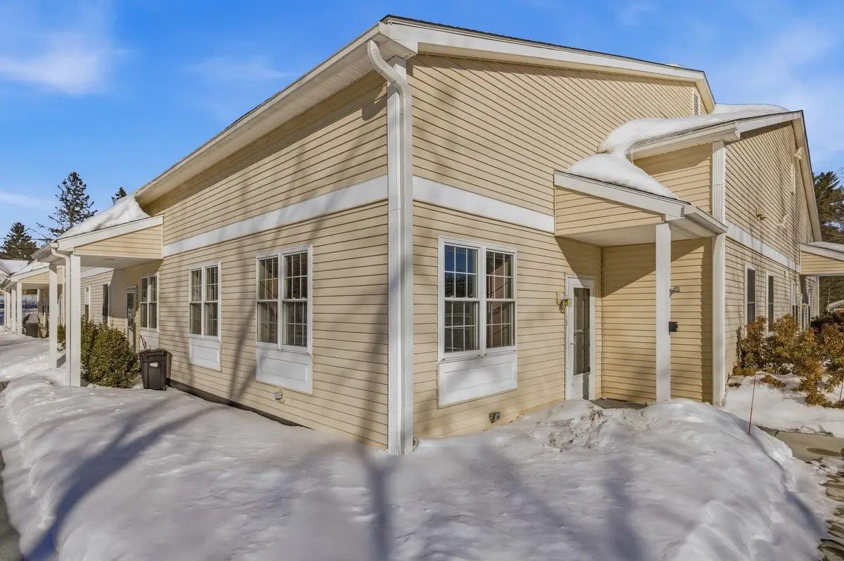 95 Court Street #1, Exeter, NH 03833 - Image #1