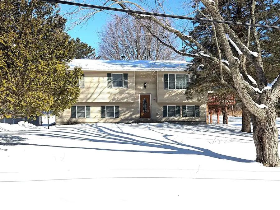 318 Oak Knoll Road, Williston, VT 05495 - Image #2