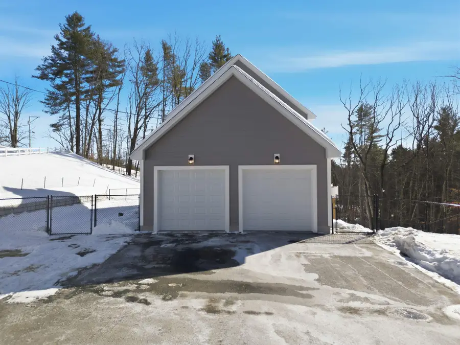 192 Grapevine Road, Dunbarton, NH 03046 - Image #3