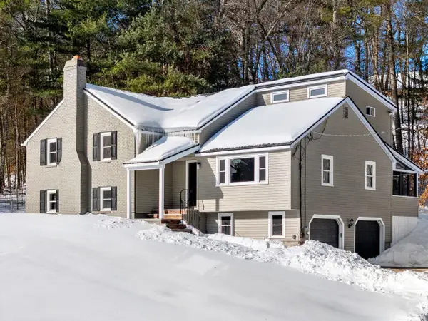 24 Beechwood Road, Hudson, NH 03051