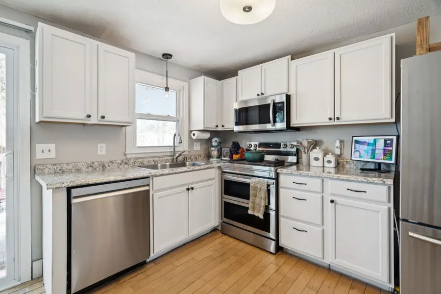 41L Derryfield Road, Derry, NH 03038 - Image #3