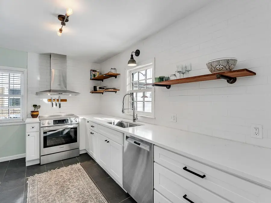 55 Cross Parkway, Burlington, VT 05408 - Image #3