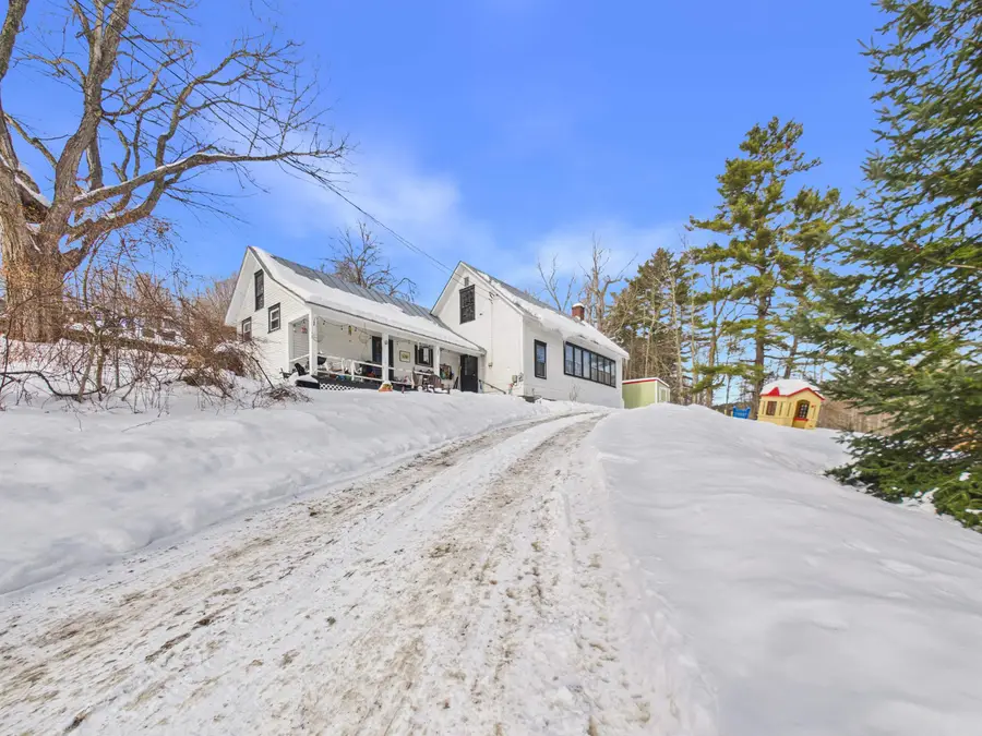 121 Howe Hill Road, Pomfret, VT 05053 - Image #2