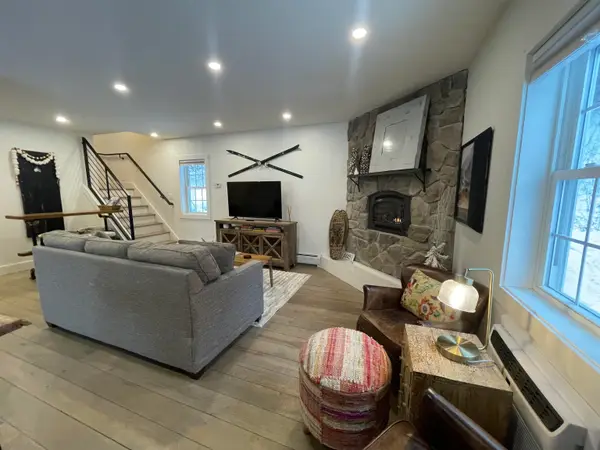 1457 Mountain Road, Stowe, VT 05672