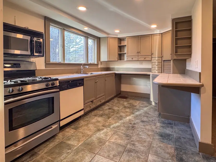 2511 VT Route 30, Dorset, VT 05251 - Image #2