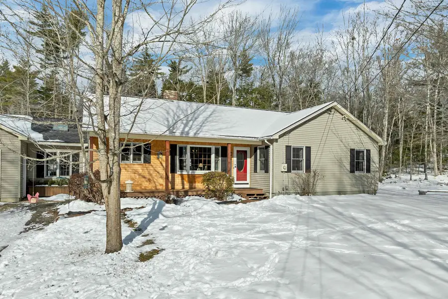 92 Milton Road, Farmington, NH 03835 - Image #2