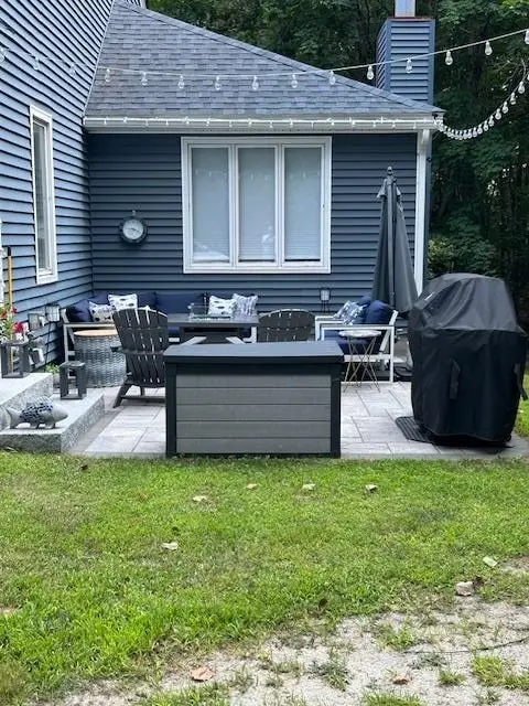 13B Hedgerow Drive, Hudson, NH 03051