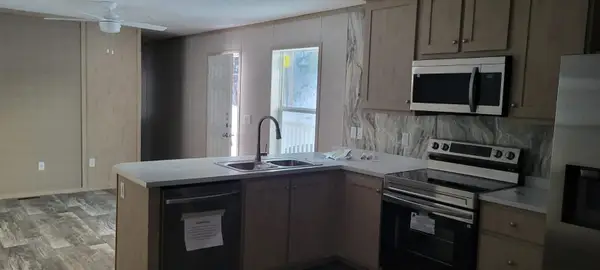 65 Second Street #17, St. Johnsbury, VT 05819