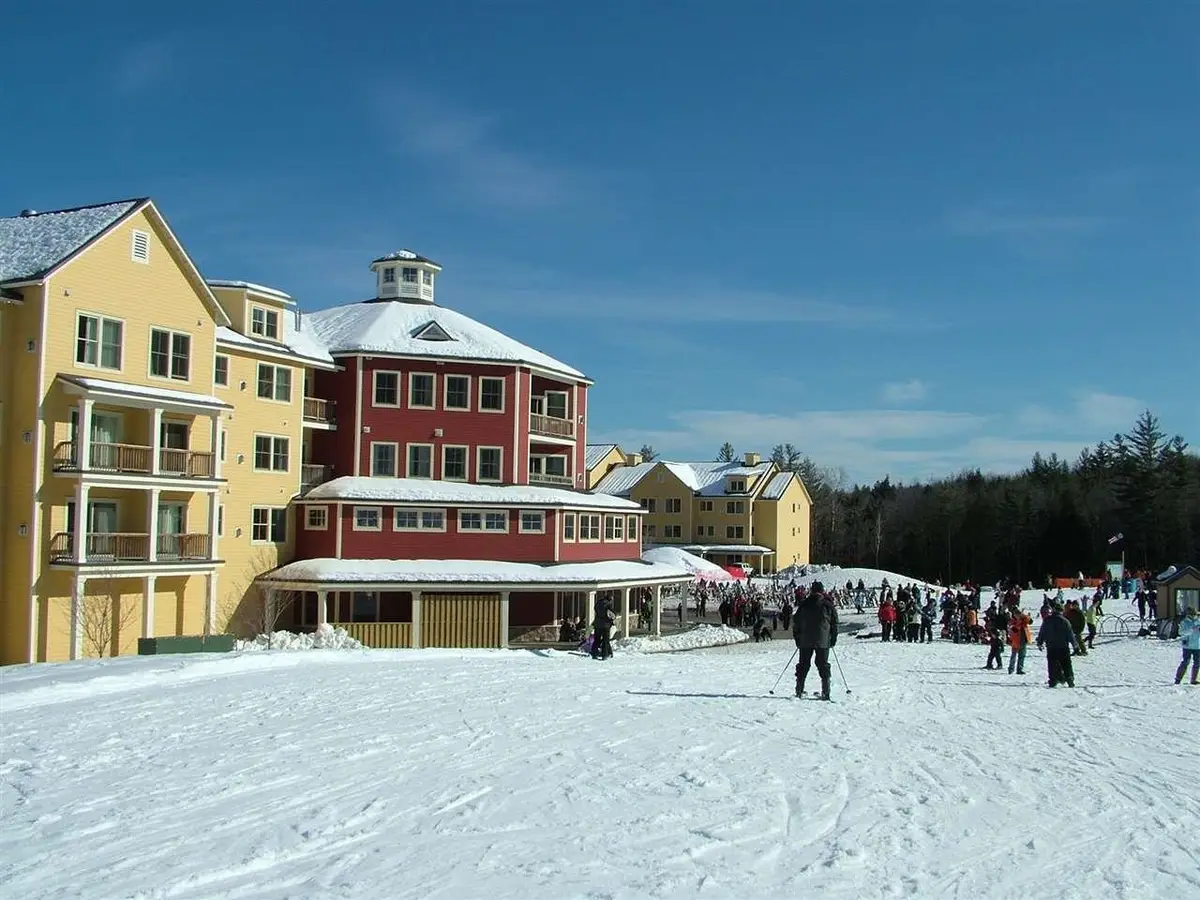 371/373 Qtr. I I I Jackson Gore Inn, Ludlow, VT 05149 - Image #1