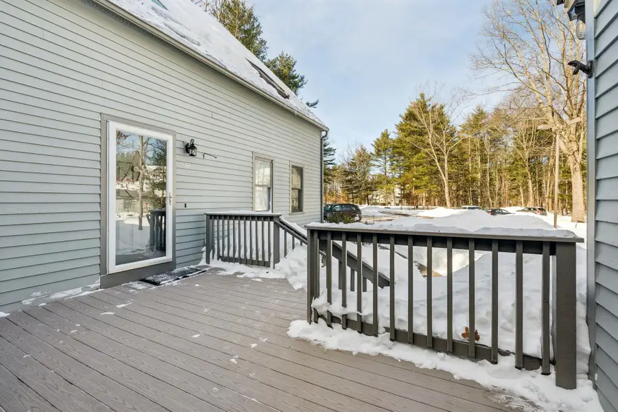 44 Glengarry Drive, Stratham, NH 03885 - Image #3