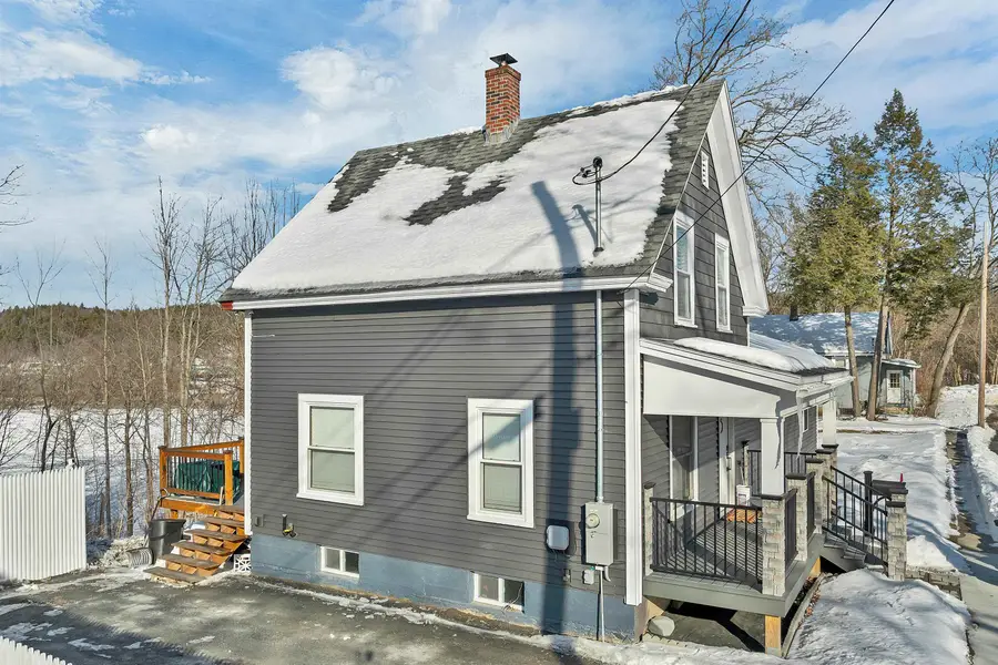 15 Edgewood Street, Claremont, NH 03743 - Image #3