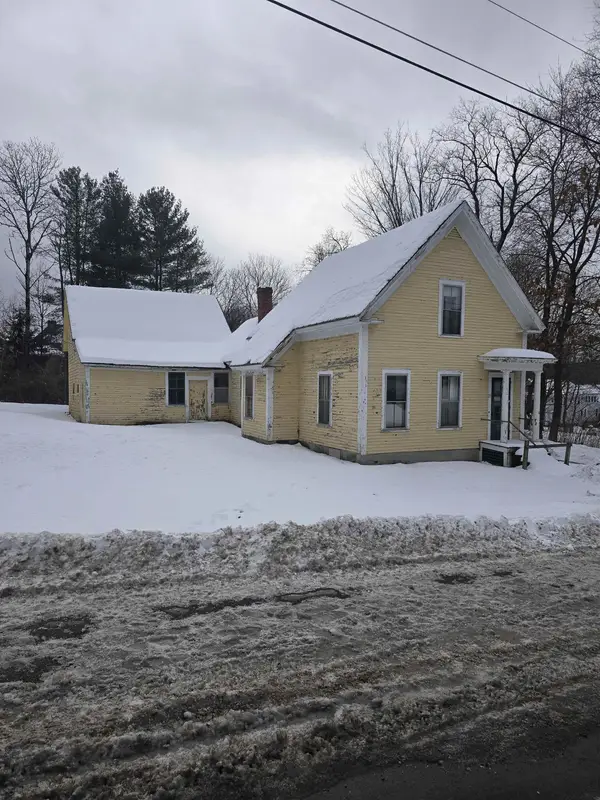 25 Winter Street, Newport, NH 03773