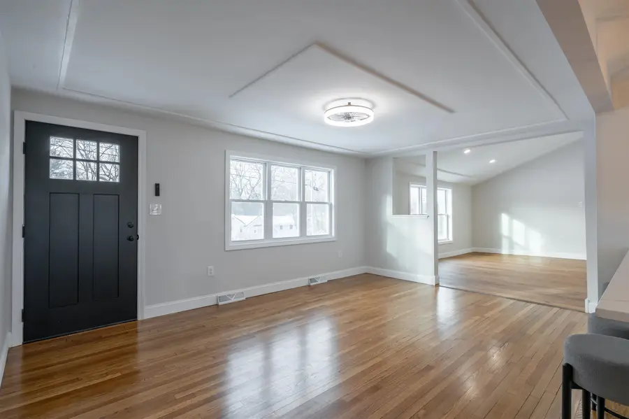 10 Woodfield Street, Nashua, NH 03062 - Image #3