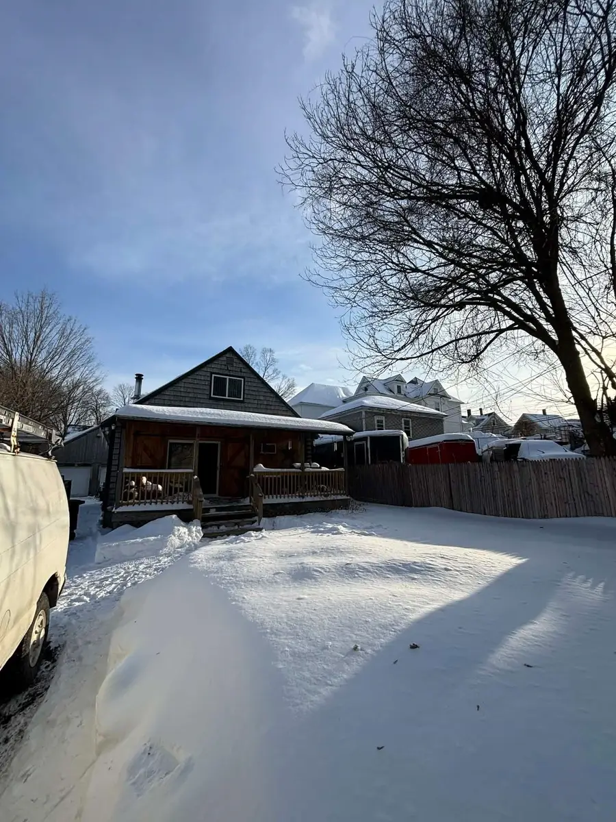 17 Crown Street, Nashua, NH 03060 - Image #2