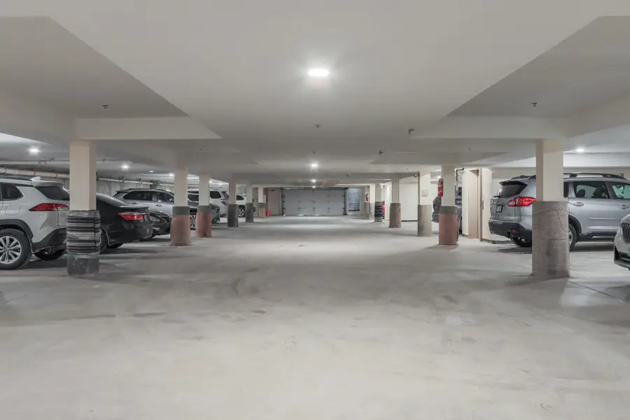 30 Ledgewood Hills Drive #104, Nashua, NH 03062-4431 - Image #3