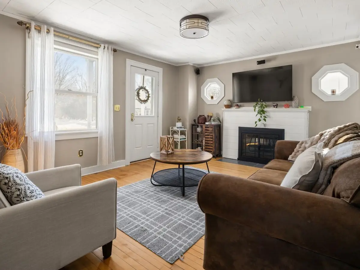 1016 Main Street, Colchester, VT 05446 - Image #1