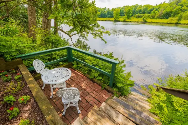 526 River Road, Lyme, NH 03768