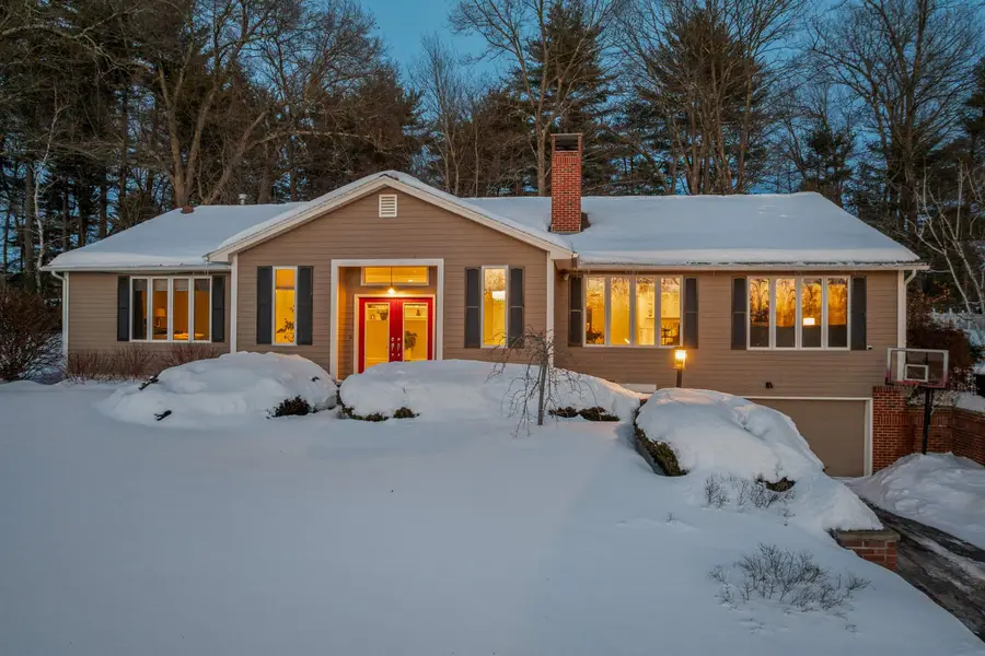 18 Robin Drive, Hudson, NH 03051 - Image #2