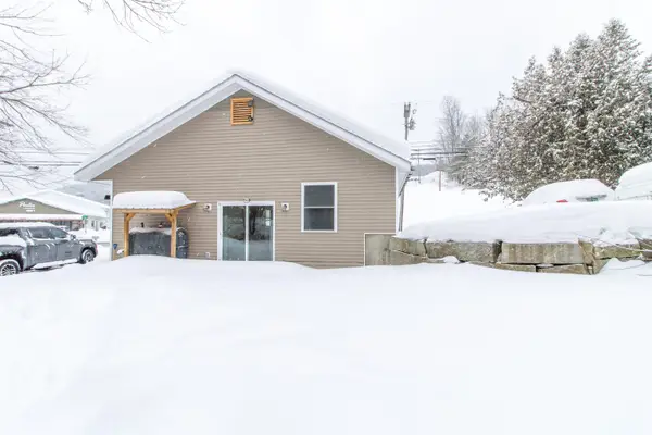 472 Wolcott Street, Hardwick, VT 05843
