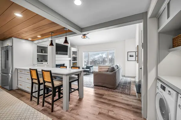 34 Snow Tree Lane #K, Dover, VT 05356