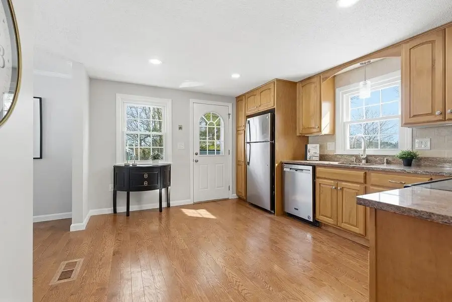 26 Old Coach Road, Nashua, NH 03062-1642 - #3