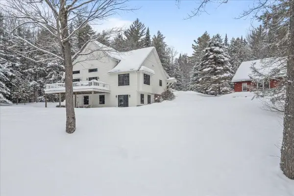 187 Lower Moulton Lane, Stowe, VT 05672