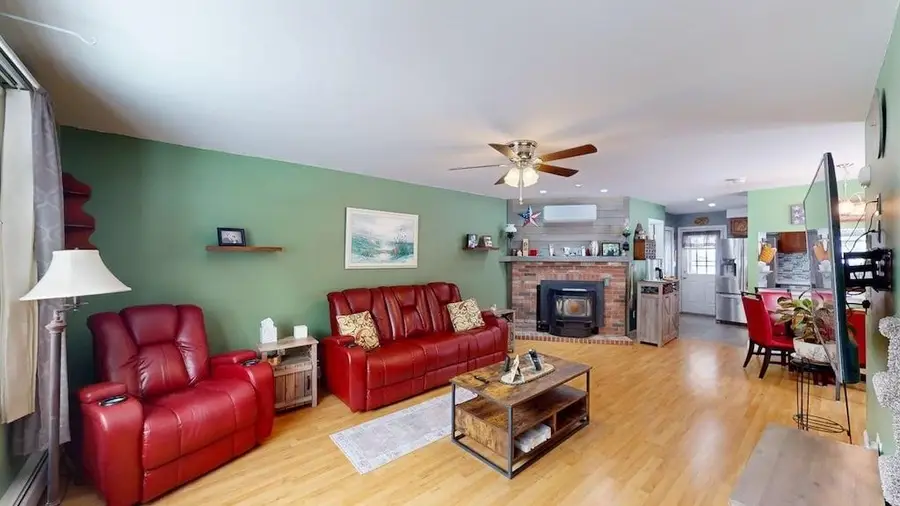 16 Chestnut Circle, Merrimack, NH 03054 - #3