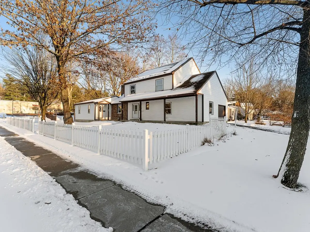 16 Lakewood Parkway, Burlington, VT 05408 - #1