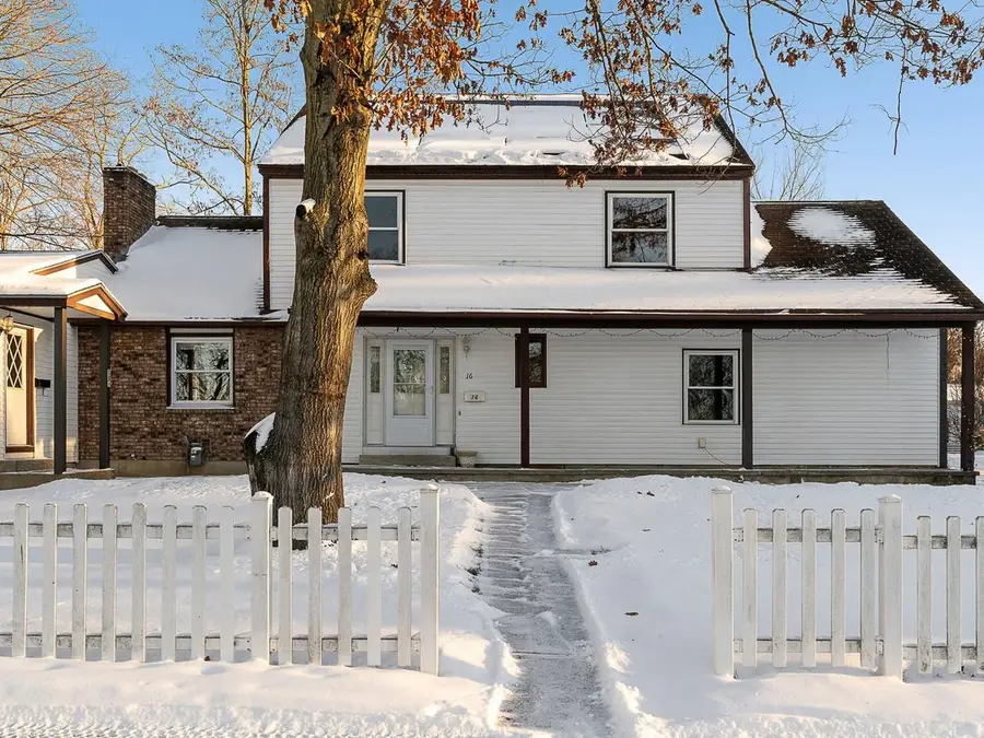 16 Lakewood Parkway, Burlington, VT 05408 - #3