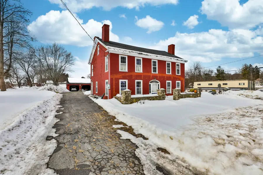 32 Main Street, Plaistow, NH 03865 - #2