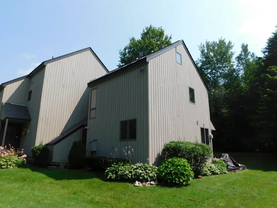 11 Hassey Bend #9, Wilmington, VT 05363 - #3