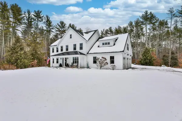 9 Quigley Way, Brookline, NH 03033