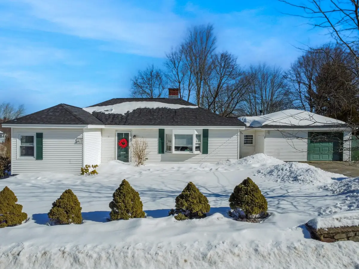 7 Benning Street, Salem, NH 03079 - #1