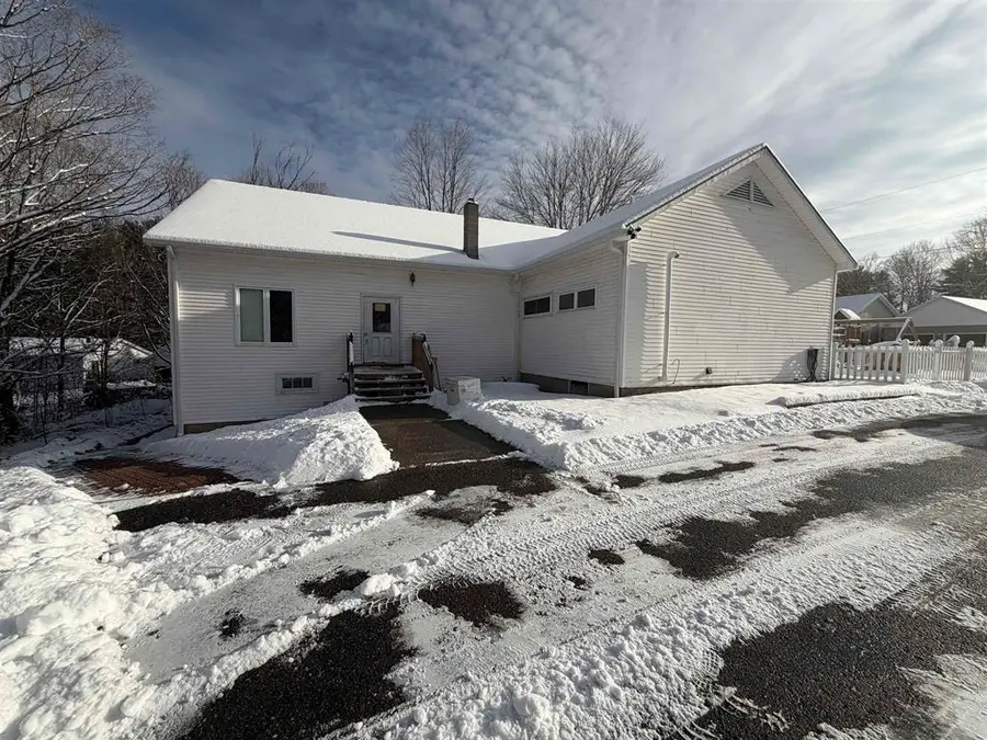 92 West Main Street, Hyde Park, VT 05655 - #3