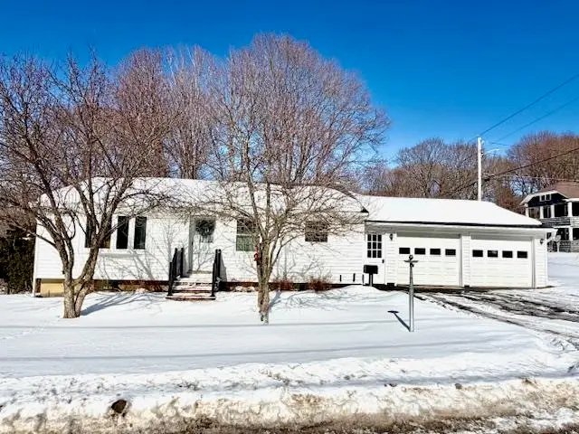 112 Norton Street, Bennington, VT 05201 - #1