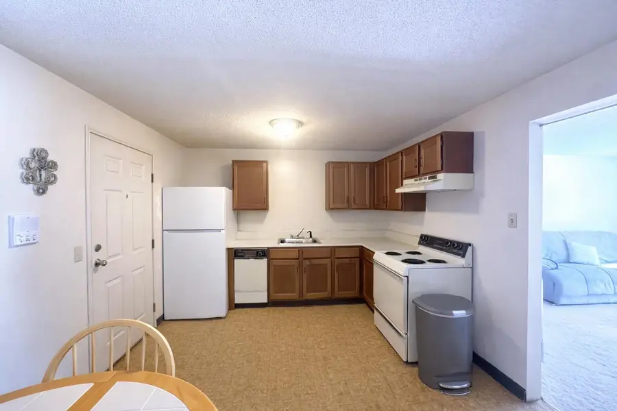 12 East Side Drive #11, Concord, NH 03301 - #3