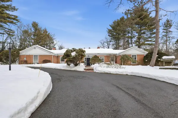 120 Ledgewood Road, Manchester, NH 03104