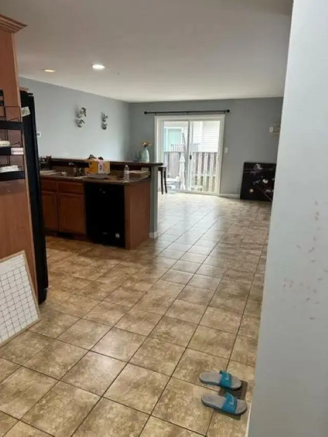 43 Cranberry Way, Manchester, NH 03109-5962 - #3