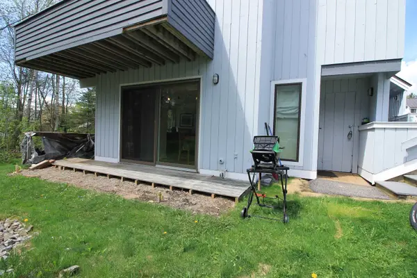 10 Sunny Side Way #17, Waterville Valley, NH 03215