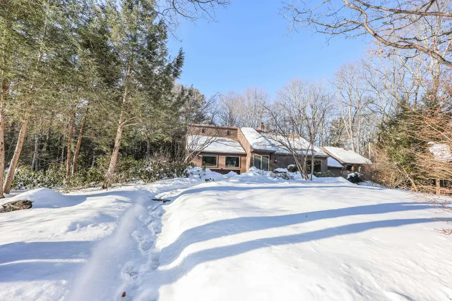 4 Windsor Boulevard, Londonderry, NH 03053 - #3