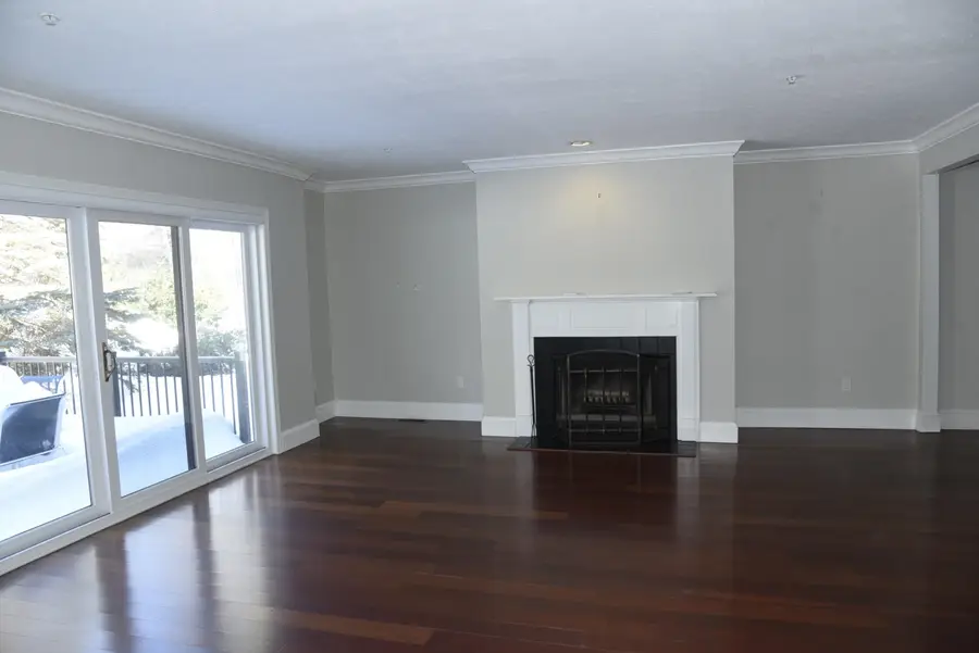 21 Clearwater Drive, Dover, NH 03820 - #3